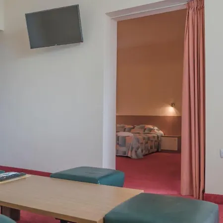 Отель Park Persey 3*